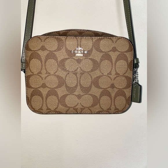 Coach Handbags - Coach Leather Crossbody| 👝| Brown Signature Body and Deep Green strap. NWOT